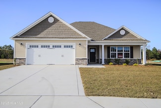 140 Sanctuary St, Jacksonville, NC 28546