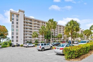 3050 N Palm Aire Dr Unit 802, Pompano Beach, FL 33069