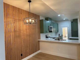 2001 Bering Dr Unit 7, Houston, TX 77057