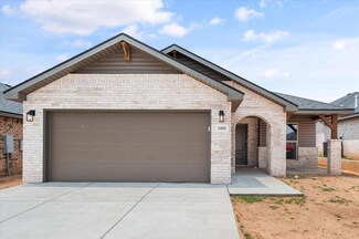 3403 Good Prairie Ave, Wolfforth, TX 79382
