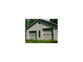 6454 Winchell Rd, Hiram, OH 44234