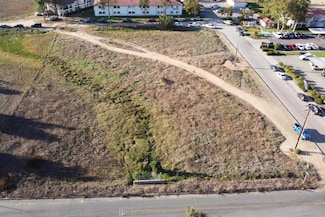 1 Robertson St, Ramona, CA 92065
