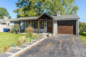 491 Stratford Dr, Lexington, KY 40503