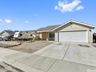 1537 Wrangler Ln, Fernley, NV 89408
