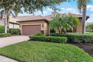 7370 Mockingbird Ct, Naples, FL 34114