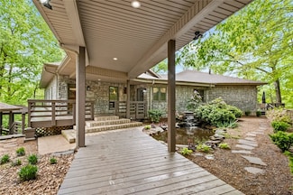 10 Spring Valley Dr, Bentonville, AR 72712