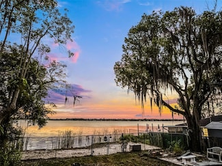 31 Sunset Cir, Lake Alfred, FL 33850