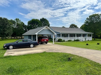 255 County Road 418, Centre, AL 35960