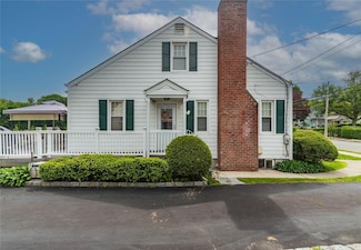 964 Pemart Ave, Peekskill, NY 10566