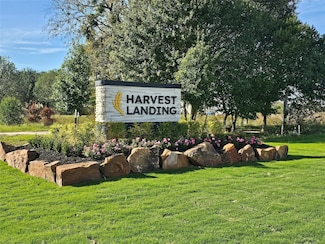 1012 Tillman Ln, East Bernard, TX 77435