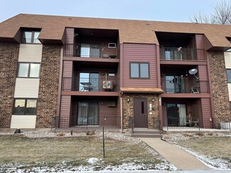 251 3rd St NE, Valley City, ND 58072