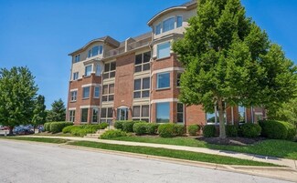 100 N River Ln Unit 405, Geneva, IL 60134
