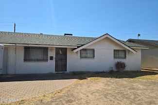8230 N 42nd Dr, Phoenix, AZ 85051