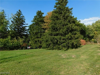 2811 Bishop Rd, Wickliffe, OH 44092