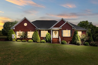 1315 Morlinty Ct, Columbia, TN 38401