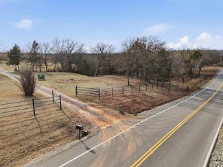 9101 W Lakeview Rd, Stillwater, OK 74075