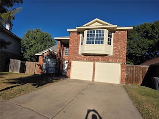 917 Grasswood Dr, Arlington, TX 76017