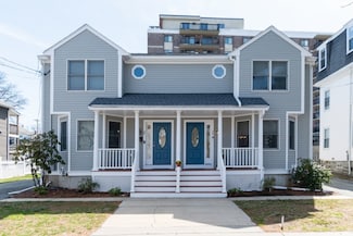 25 Maple St Unit 25, Watertown, MA 02472