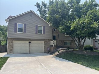 9719 W 51st Place, Shawnee, KS 66203
