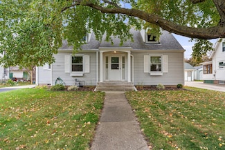 1223 S Cedar Ave, Owatonna, MN 55060