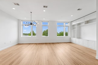 170 W Broadway Unit 403, Boston, MA 02127