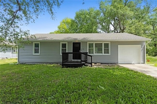 8218 Ruskin Way, Kansas City, MO 64134