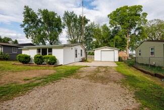 303 N Woodlawn St, Downs, IL 61736