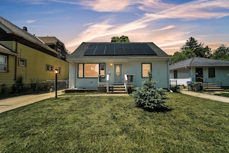 4951 N 49th St, Milwaukee, WI 53218