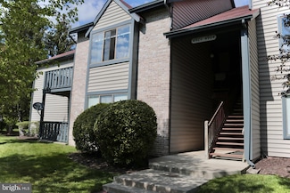 4901A Dunbarton Rd, Mount Laurel, NJ 08054