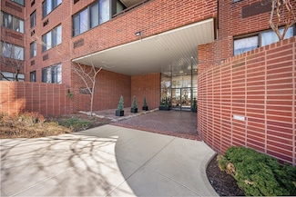 77 Adams St Unit 610, Quincy, MA 02169