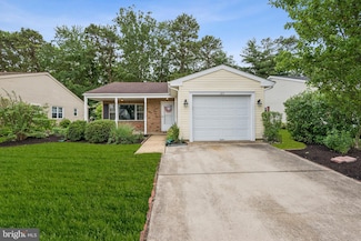 23 Dorchester Dr, Southampton, NJ 08088