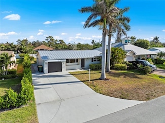 83 8th St, Bonita Springs, FL 34134