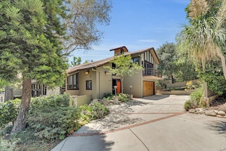 684 Orange Dr, Sierra Madre, CA 91024
