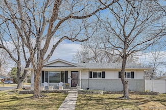 2552 S Dennison Ct, Denver, CO 80222