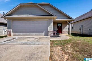 4853 Cove Ln, Mount Olive, AL 35117
