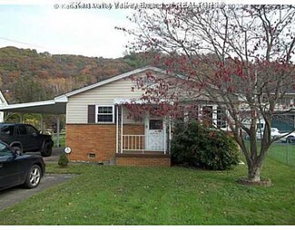 1239 Main Ave, Nitro, WV 25143