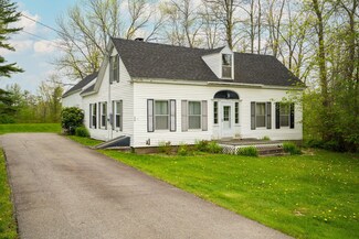558 Gardiner Rd, Dresden, ME 04342