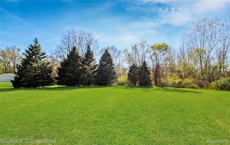 0000 Wayne Rd, Romulus, MI 48174