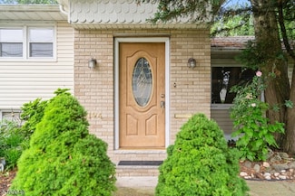 1194 Magie Ave, Elizabeth, NJ 07208