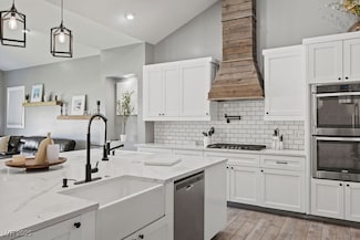 5865 Egan Crest Dr, Las Vegas, NV 89149