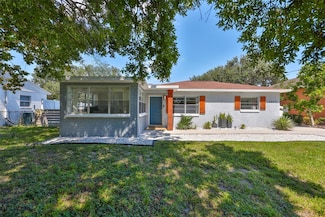 3027 W Napoleon Ave, Tampa, FL 33611