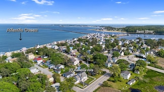 27 Seaside Ave, Saco, ME 04072