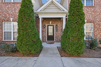 816 General Cabot Ct, Murfreesboro, TN 37129