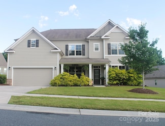 858 Oak Manor Dr SE, Concord, NC 28025