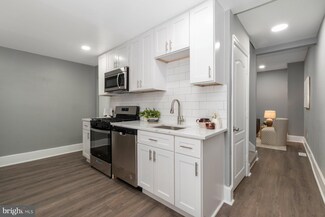 537 Maude Ave, Brooklyn, MD 21225