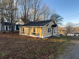 46 Elm St, MacHias, ME 04654