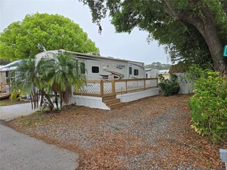 39224 Maher Dr, Zephyrhills, FL 33542