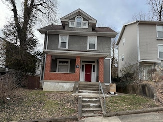 35 Juergens Ave, Cincinnati, OH 45220