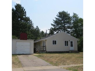 54 Fern Ct, Babbitt, MN 55706