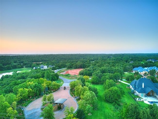 7017 James Creek Trail, Edmond, OK 73034